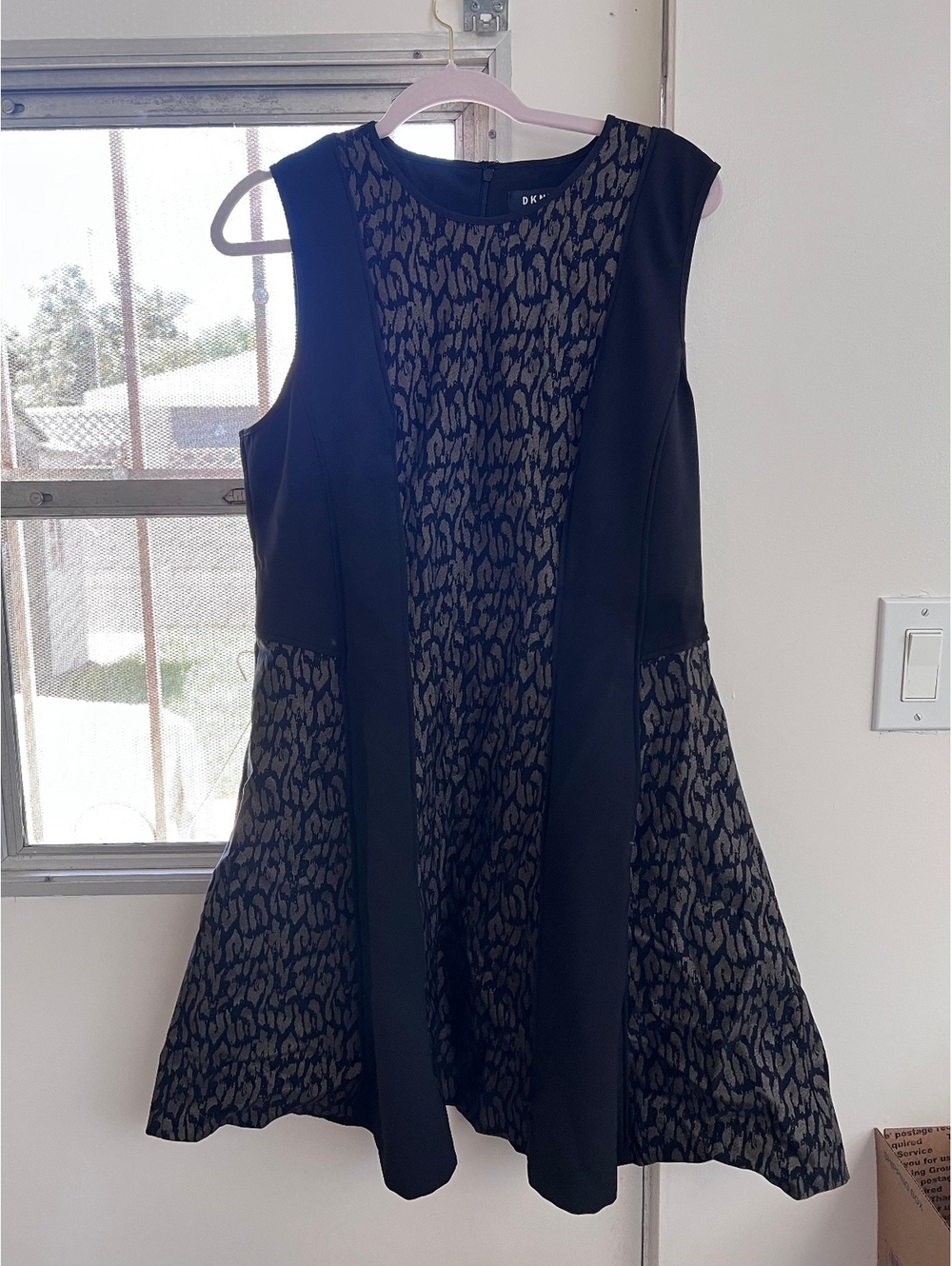 DKNY Black and grey leopard print dress size 16